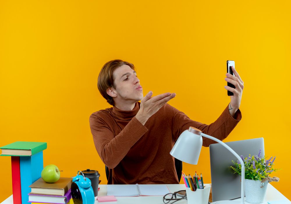  SMM-дизайнеры повышают узнаваемость бренда через визуал